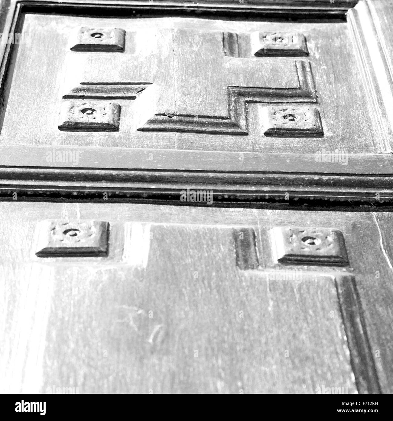 texture of a brown old door in italy europe Stock Photo - Alamy