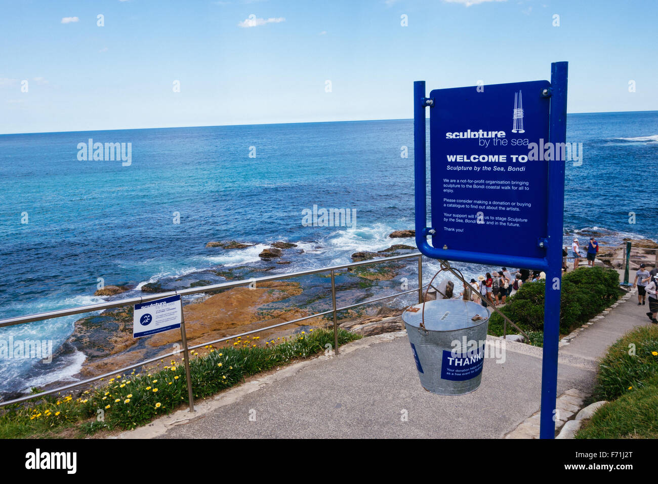 sculpture by the sea entrance Stock Photo Alamy