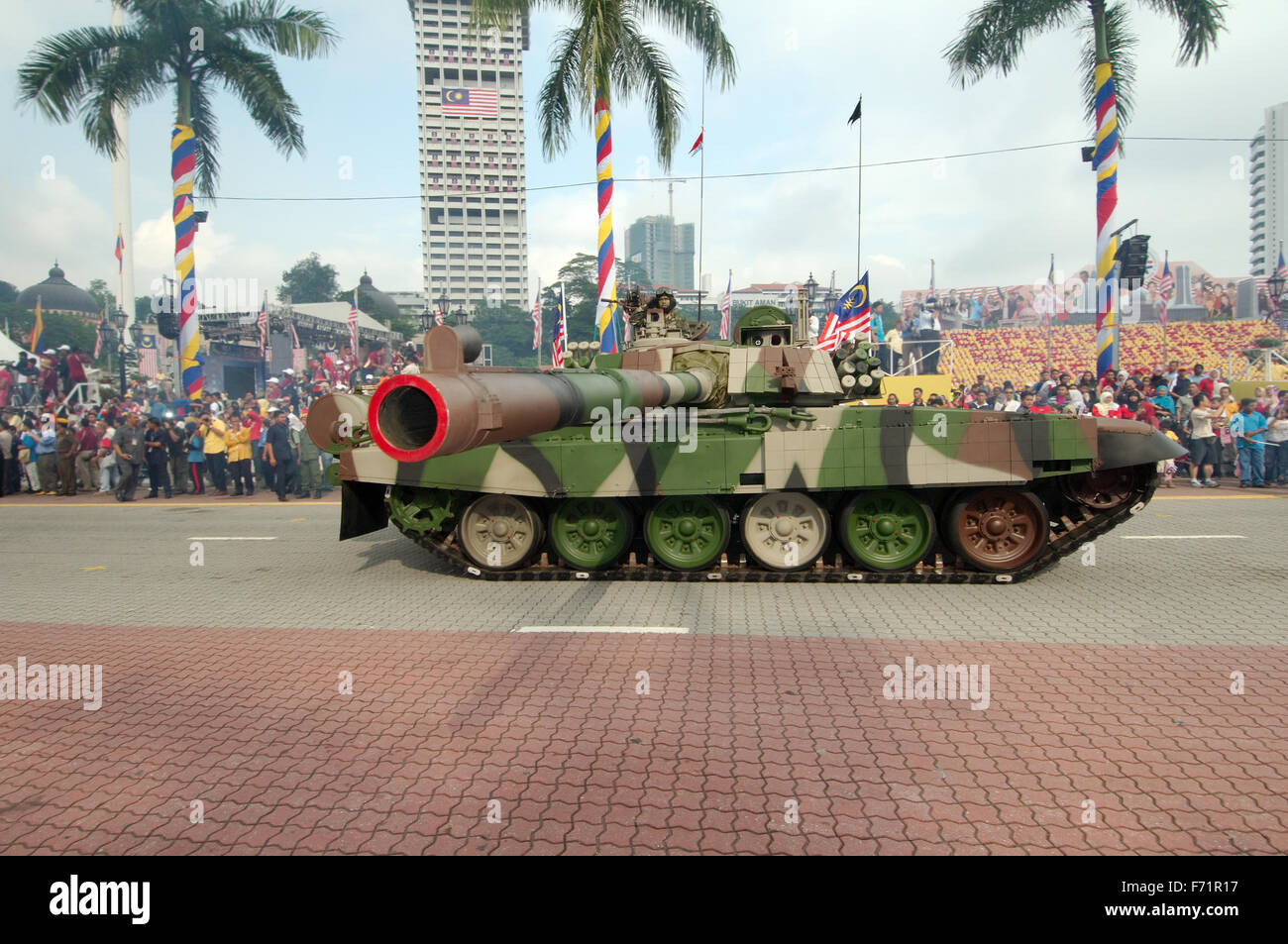 Column of military armored vehicles parade 16 September - Hari 