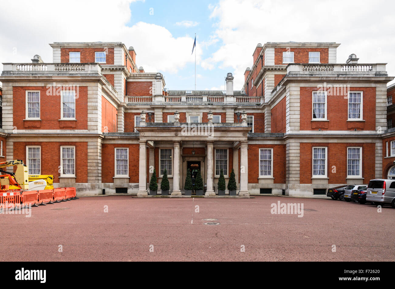 Marlborough House, the home of the Commonwealth Secretariat, Westminster, London, England, UK. Stock Photo