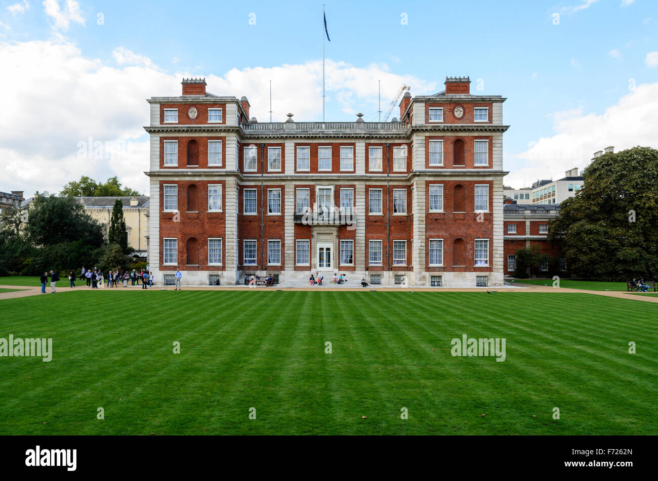 Marlborough House, the home of the Commonwealth Secretariat, Westminster, London, England, UK. Stock Photo