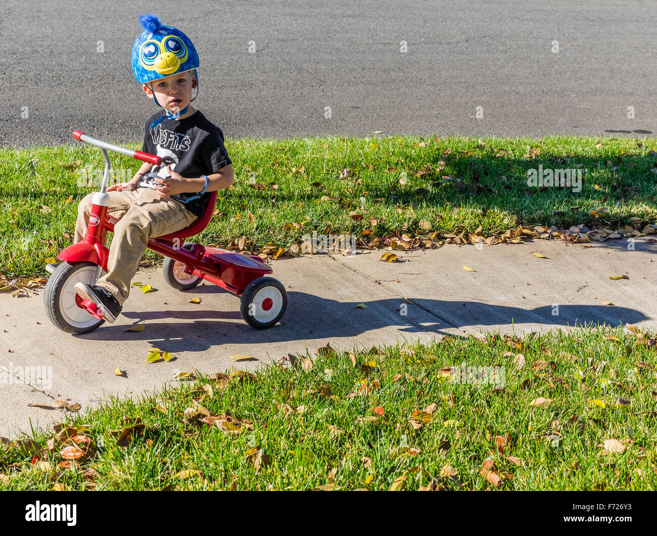 Children tricycle helmet hires stock photography and images Alamy