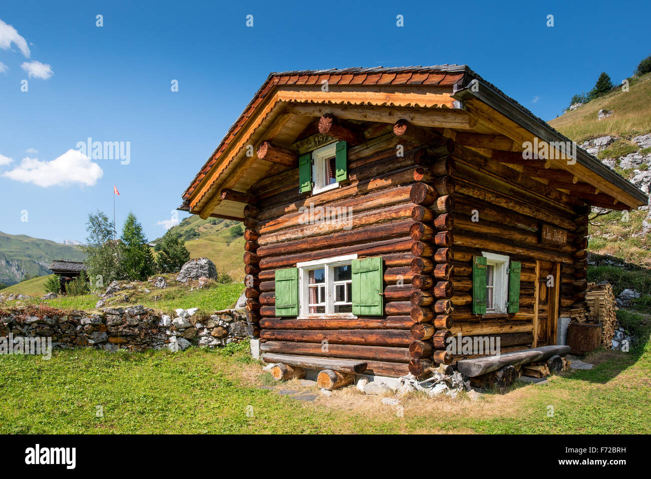 Switzerland chalet hires stock photography and images Alamy