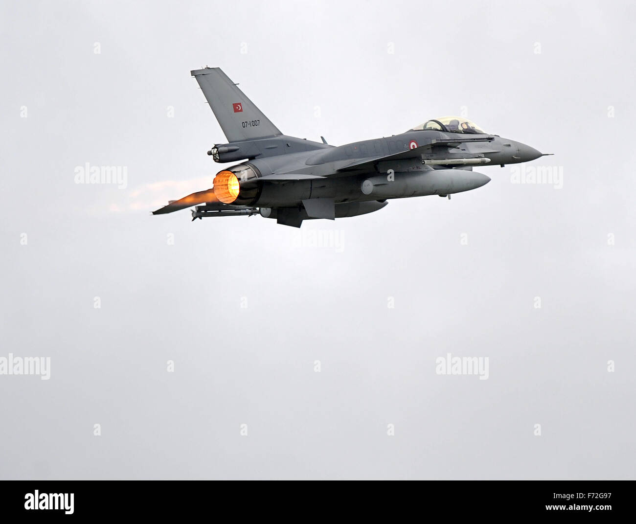 (File) A Lockheed Martin F-16 of the Turkish air force is pictured starting from German Air Force Base Wittmund (Lower Saxony) on 15 May 2014 during the 'JAWTEX 2014'. Photo: Ingo Wagner/dpa Stock Photo