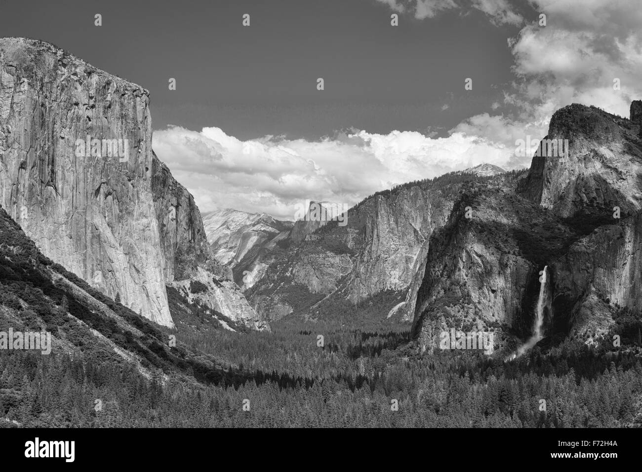 The typical view of the Yosemite Valley from the tunnel entrance to the