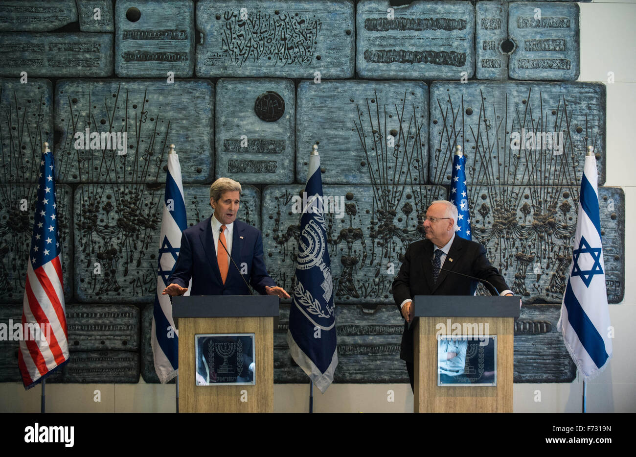 Jerusalem. 24th Nov, 2015. Visiting U.S. Secretary of State John Kerry (L) addresses a press conference with Israeli President Reuven Rivlin at the President's Residence in Jerusalem, on Nov. 24, 2015. Kerry arrived here on Tuesday morning to pay a one-day visit to Israel and the West Bank in hopes of curtailing the two-month long wave of violence. Credit:  Li Rui/Xinhua/Alamy Live News Stock Photo