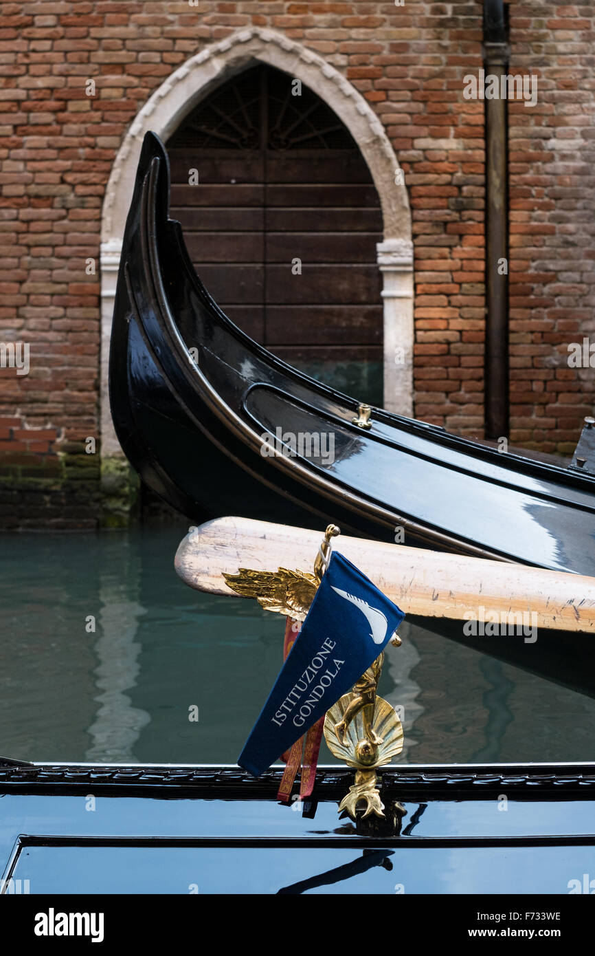 Gondola oar hi-res stock photography and images - Alamy