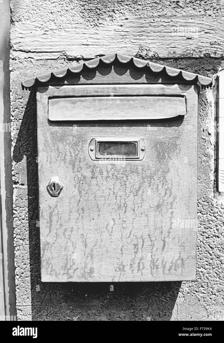 House mailbox Black and White Stock Photos & Images Alamy