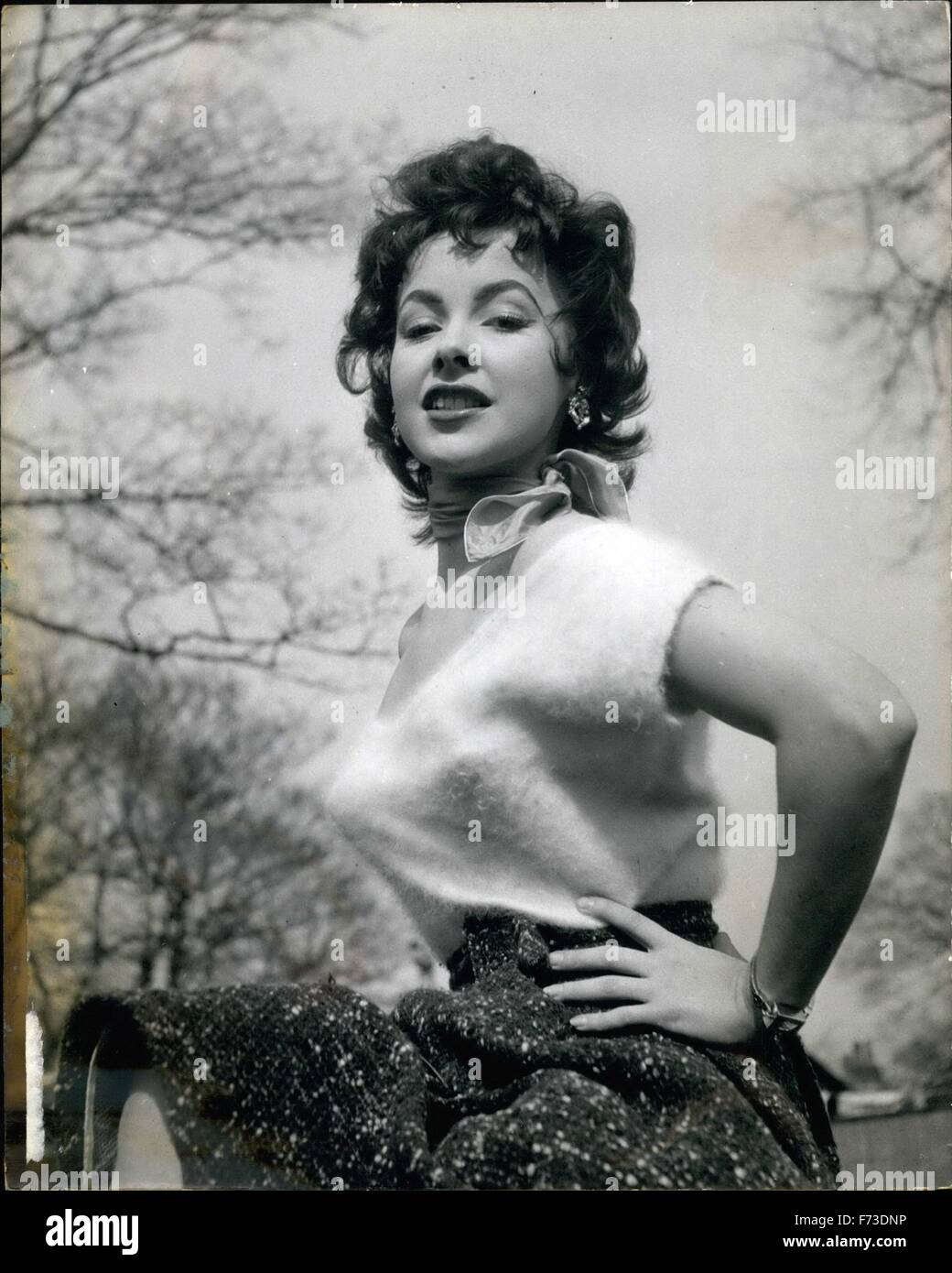 1959 - A Look From Mara Lane - With A Howard Hugh Contract In her Bag She's been called the called who Merilyn Monroe was brought up to counter. © Keystone Pictures USA/ZUMAPRESS.com/Alamy Live News Stock Photo