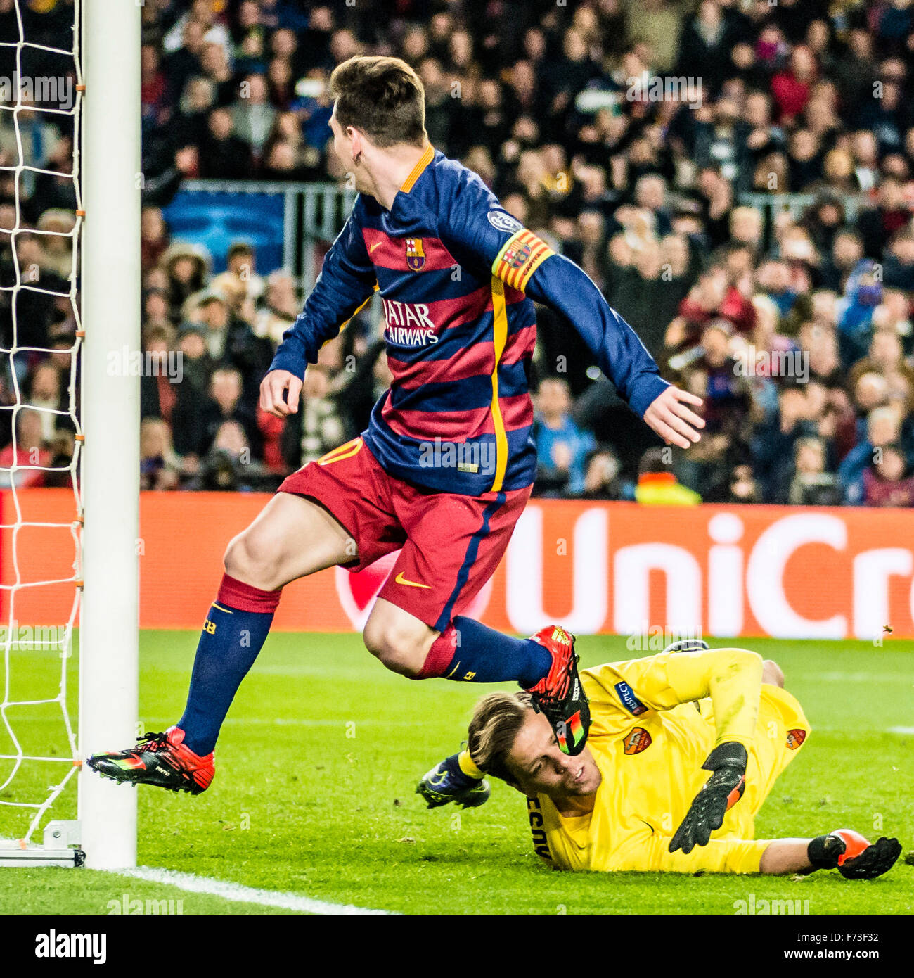Barcelona, Spain. 24th Nov, 2015. FC Barcelona's forward MESSI scores his team's 5th goal during the Champions League match between FC Barcelona and AS Roma at the Camp Nou stadium in Barcelona Credit:  matthi/Alamy Live News Stock Photo