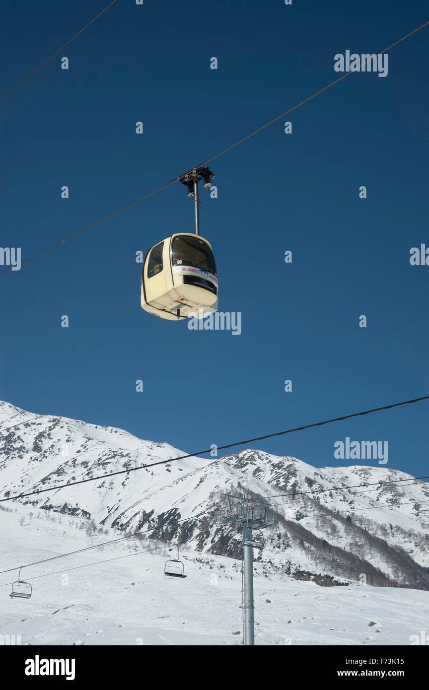 Gondola cable car, gulmarg, kashmir, india, asia Stock Photo Alamy