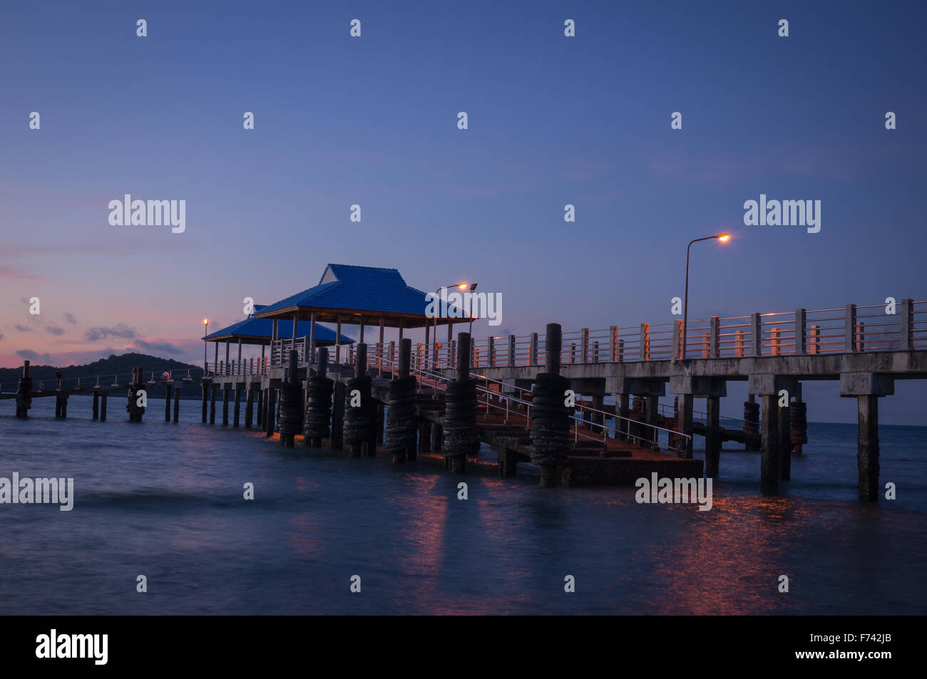 Landing pier hi-res stock photography and images - Alamy