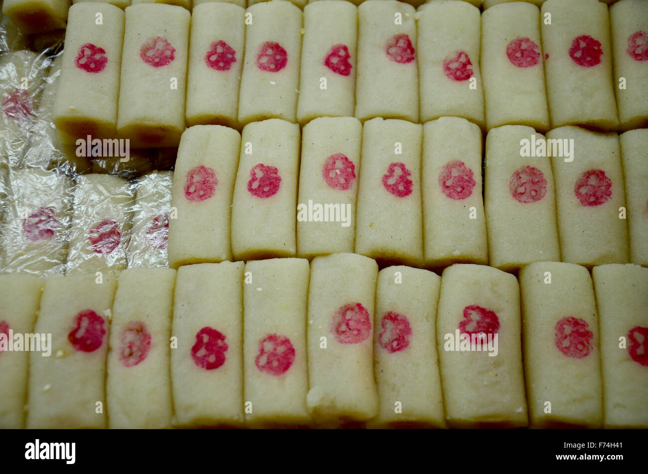 Chinese pancake made of riceflour for sale at Don Wai Floating Market