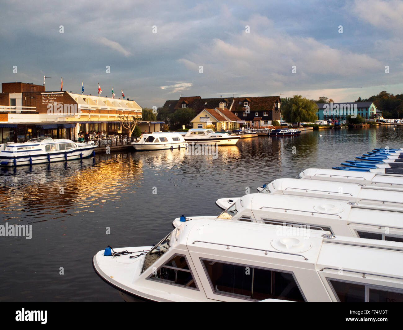 Wroxham norfolk hires stock photography and images Alamy