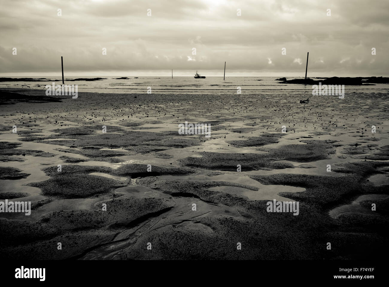 Rivulets of sea water hi-res stock photography and images - Alamy