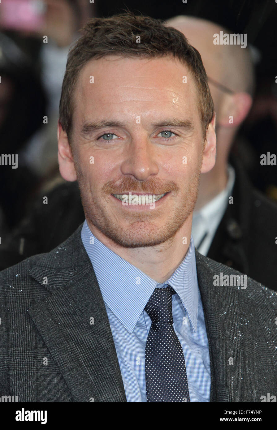 Фассбендер режиссер. Фассбендер с бородой. Фассбендер режиссер. Фассбендер 2023. Порше фассбендер.