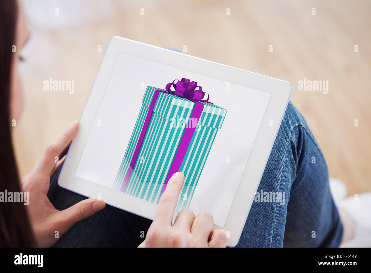Teen sitting on floor hi-res stock photography and images - Alamy