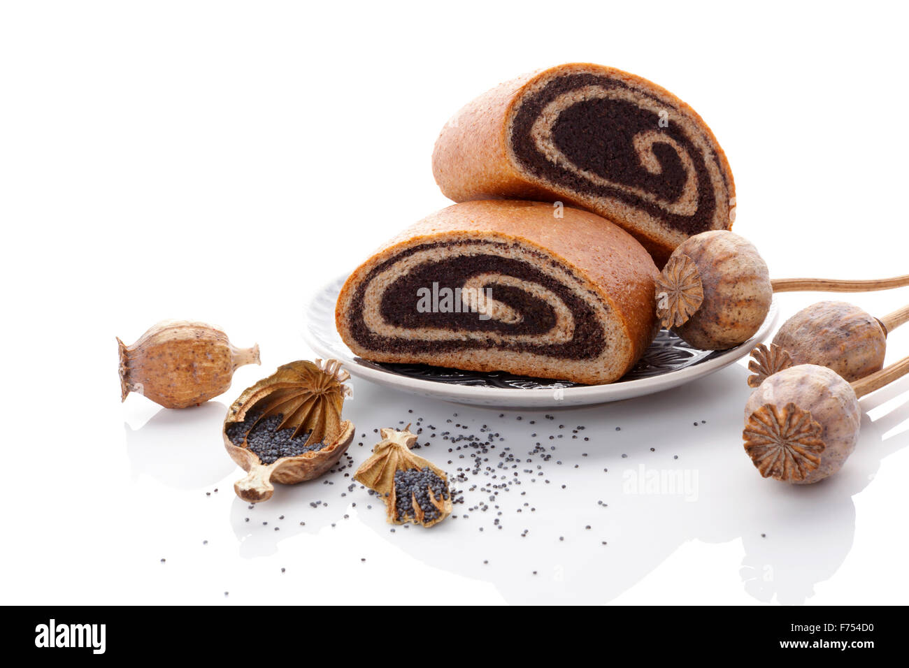 Poppy seed cake roll. Traditional dessert cake Stock Photo Alamy
