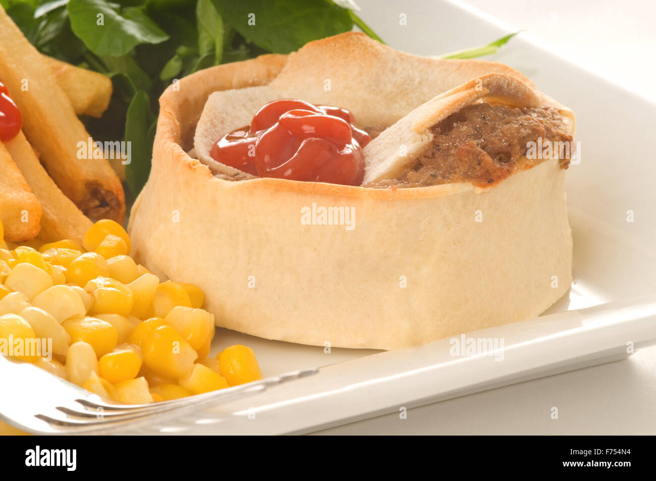 Scotch pie hi-res stock photography and images - Alamy