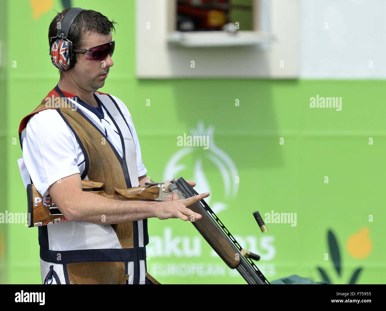 Trap shooting shells hires stock photography and images Alamy