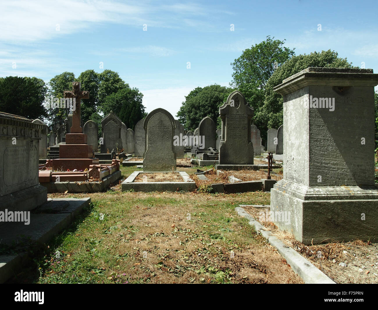 Gravestones in Kingston cemetery, Portsmouth, Hampshire, England Stock ...