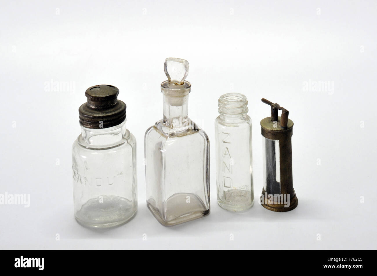 glass bottles, old bottles, antique bottles, vintage bottles, medicine bottles, zandu medicine