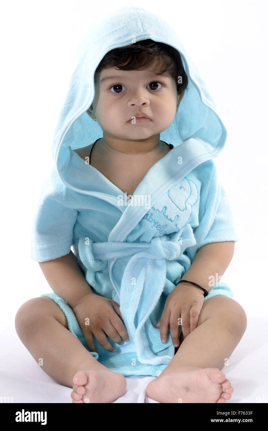 Boy wearing towel hires stock photography and images Alamy