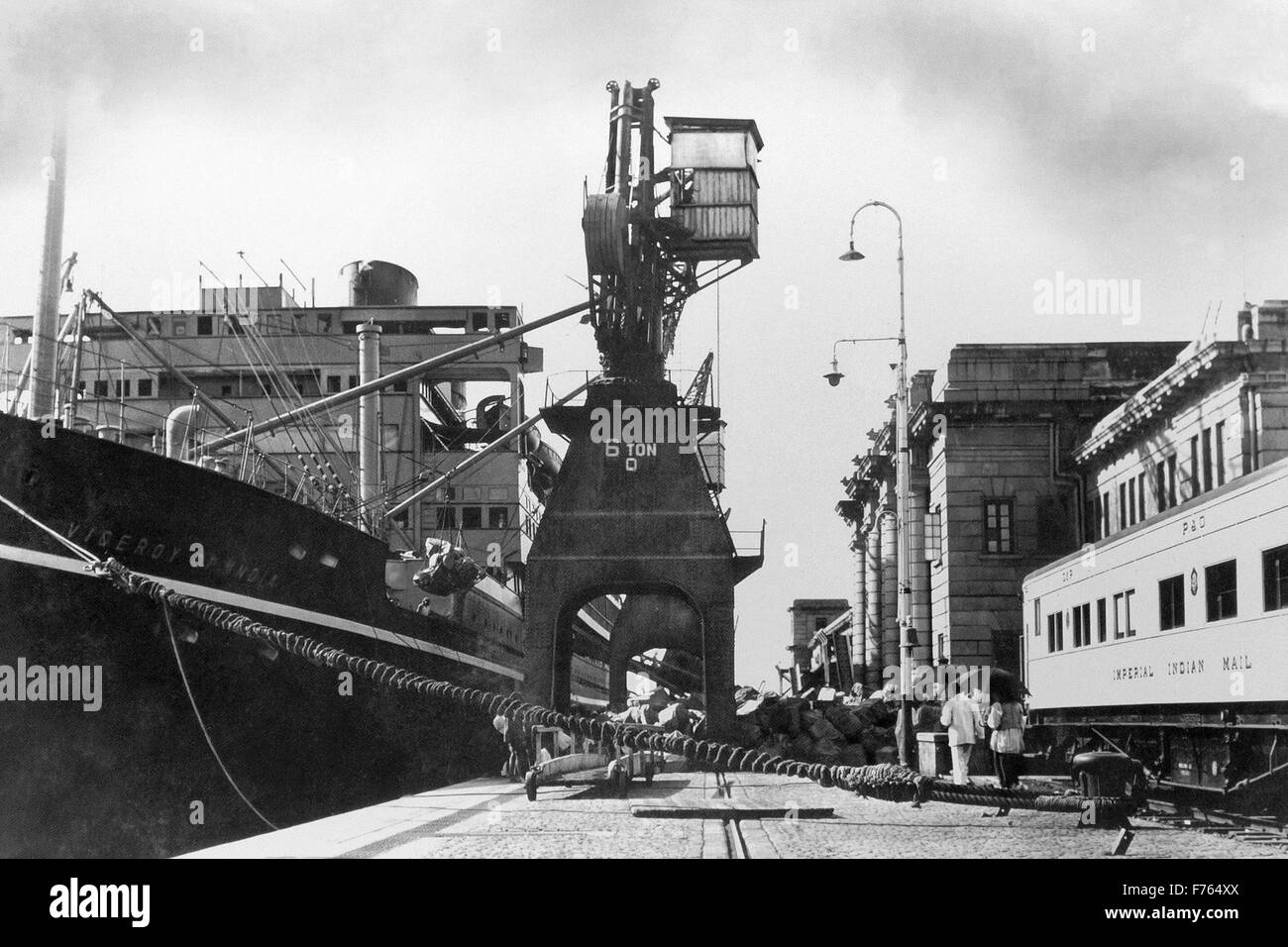 Bombay Port, Ballard Estate, Bombay, Mumbai, Maharashtra, India, Asia, old vintage 1900s picture Stock Photo