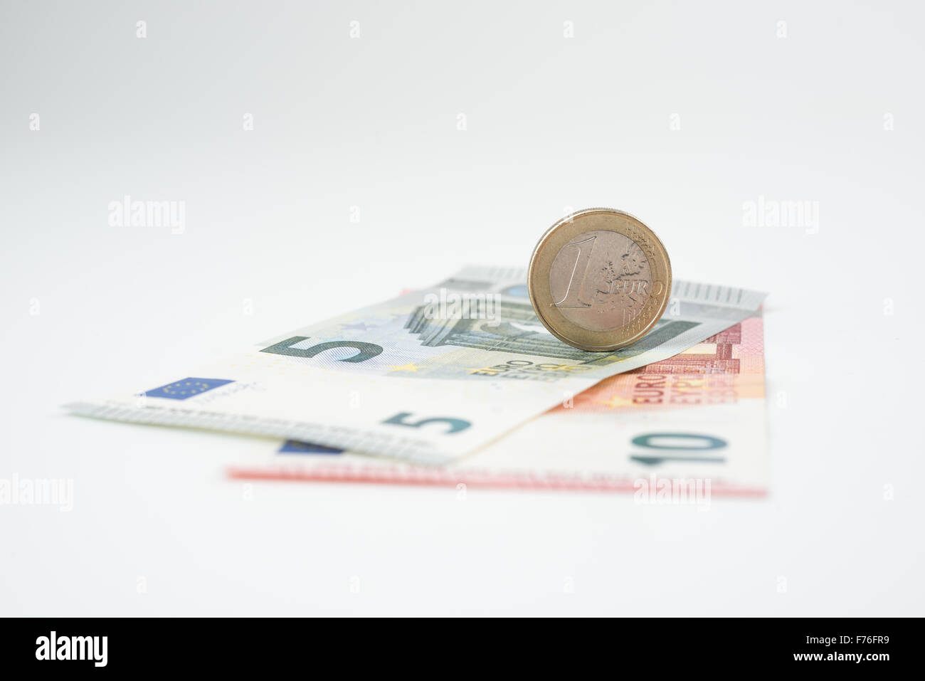 1 euro note hi-res stock photography and images - Alamy