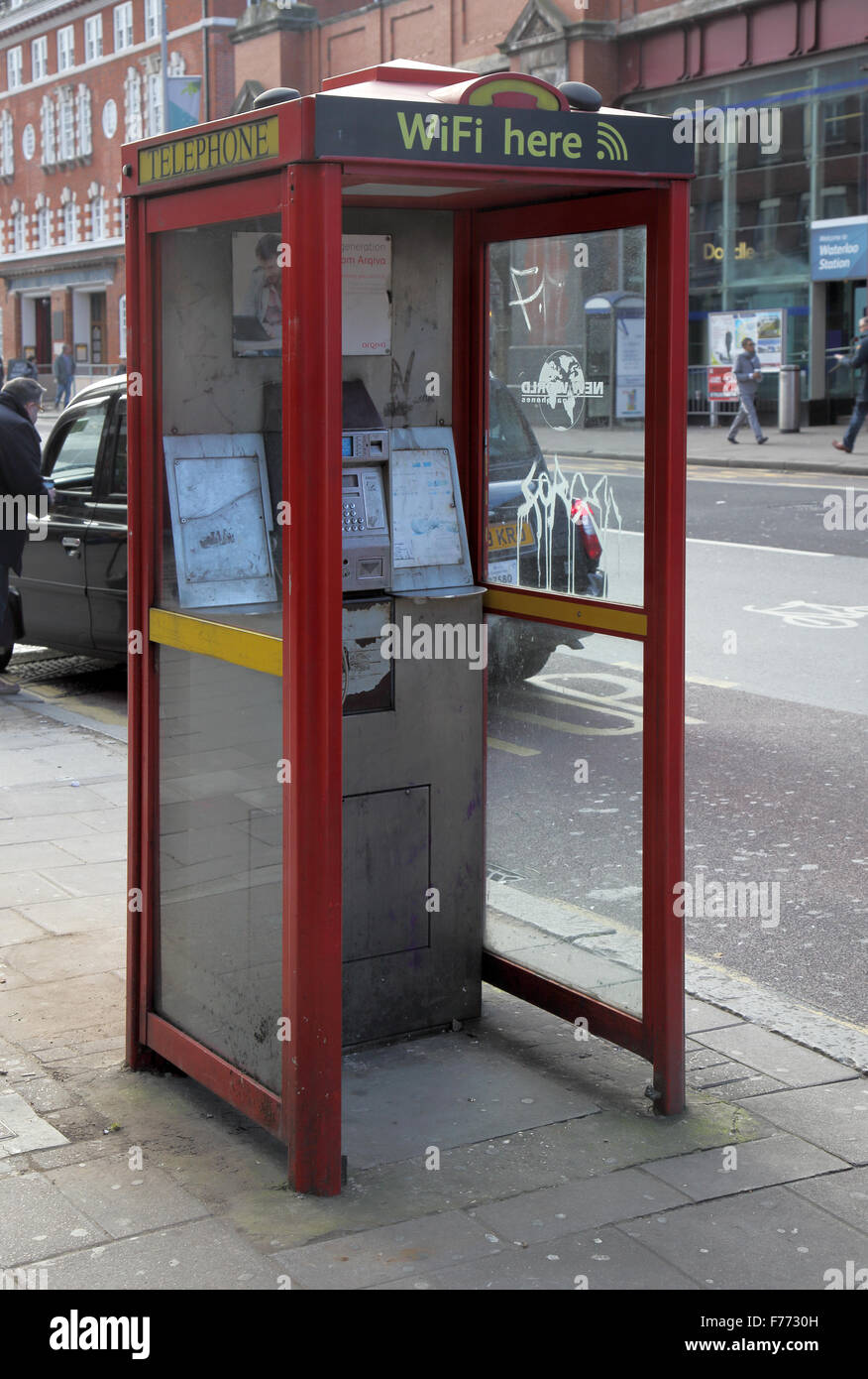 wifi hotspot in central london Stock Photo Alamy