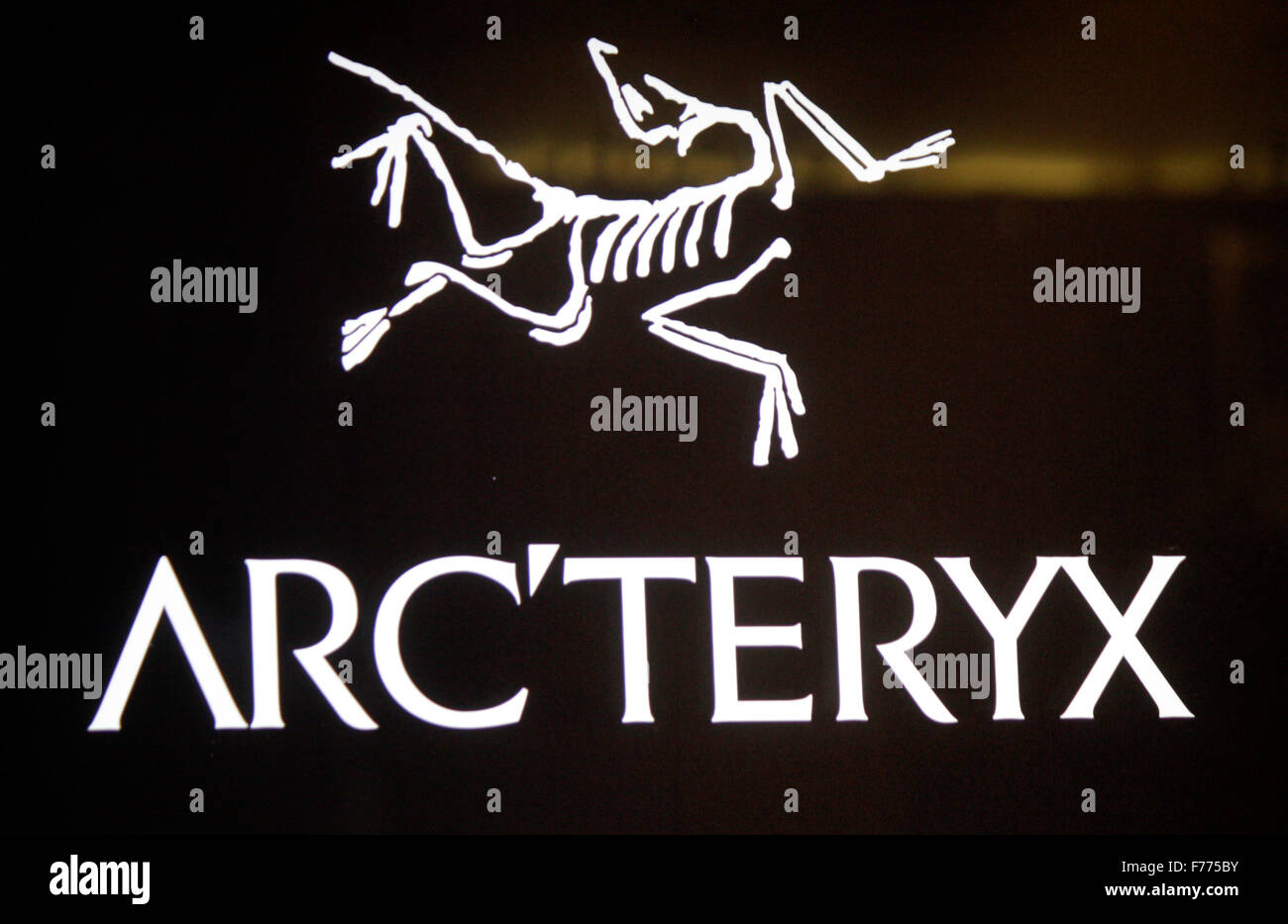 Arc teryx logo hi-res stock photography and images - Alamy