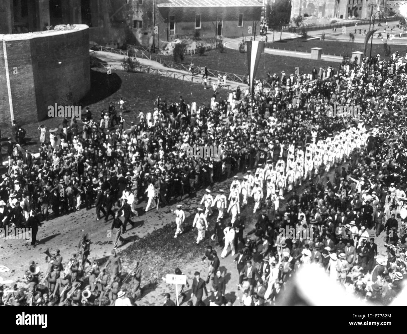 Carte Postale Ancienne - Battipaglia - Piazza XXVIII Ottobre - 1933 (Occasion)