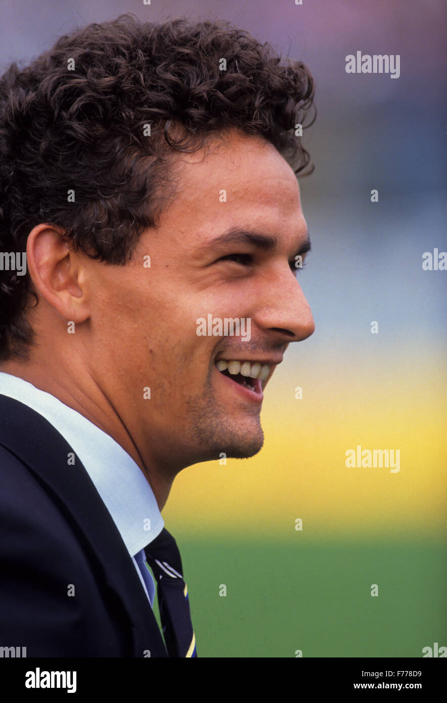 Roberto Baggio High Resolution Stock Photography and Images - Alamy