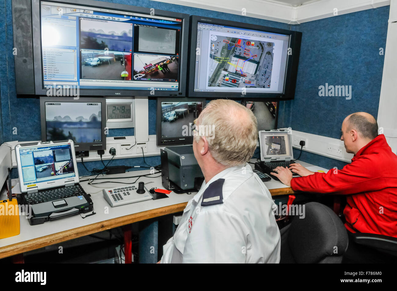Northern Ireland. 26th November, 2015. Officers inside a Command Support unit from the Northern Ireland Fire and Rescue Service, use remote cameras and computers during a major incident to coordinate activities. Credit:  Stephen Barnes/Alamy Live News Stock Photo