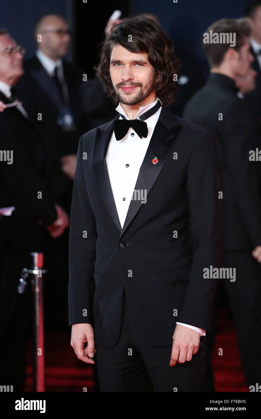 Ben whishaw james bond hi-res stock photography and images - Alamy