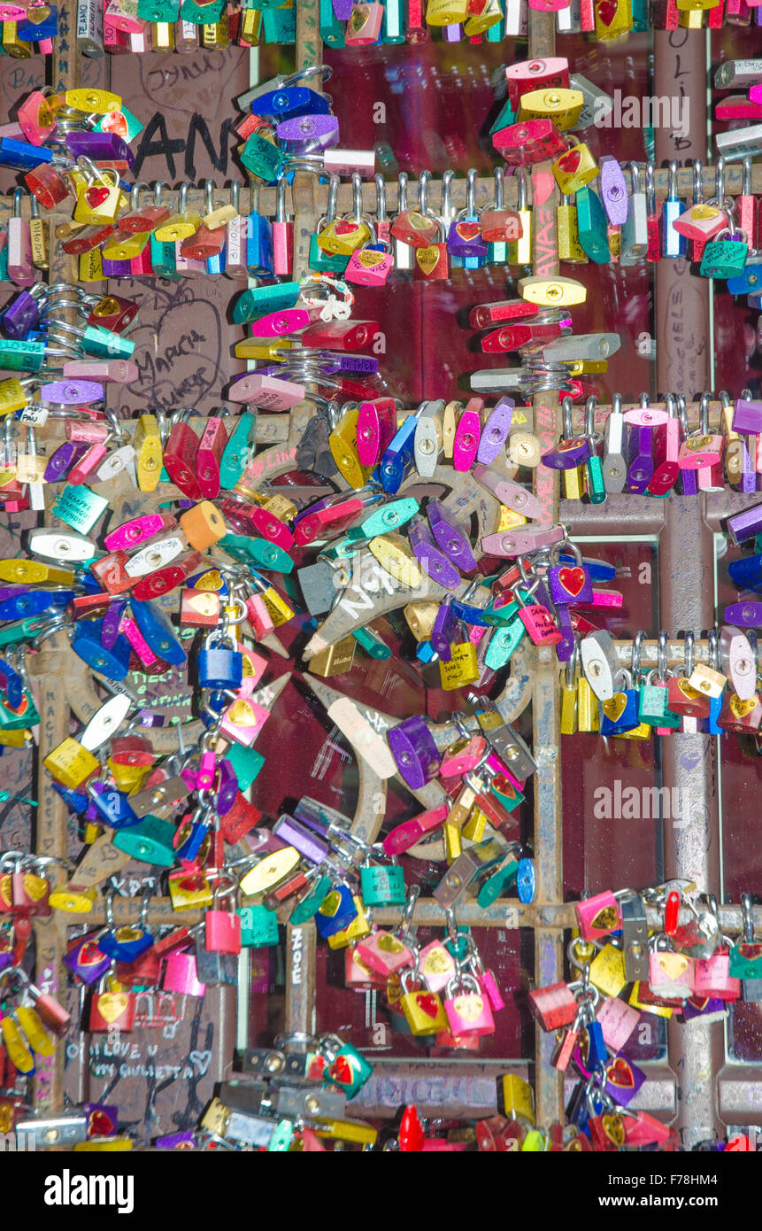  Juliet Symbols Romeo And Juliet Symbols Imagery Motifs