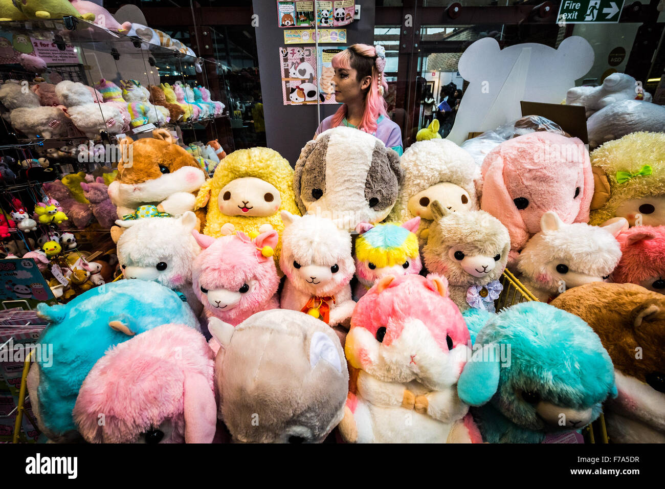 hyper japan tobacco dock London, UK. 27th November, 2015. Hyper Japan Christmas Market 2015 at Tobacco  Dock Credit: Guy Corbishley/Alamy Live News Stock Photo