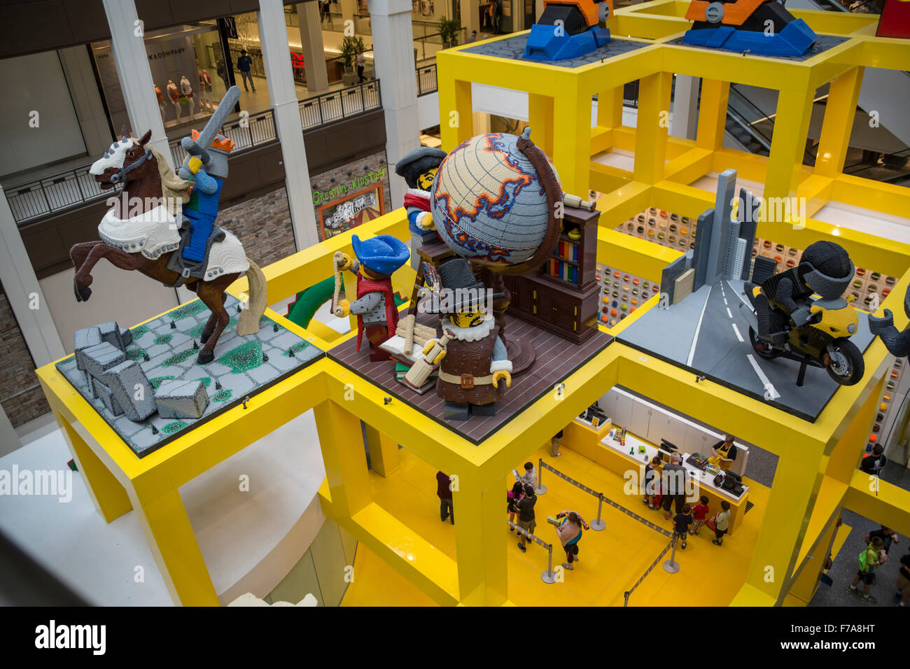 Postcard - Mall of America Lego Display : Gear pc04moa