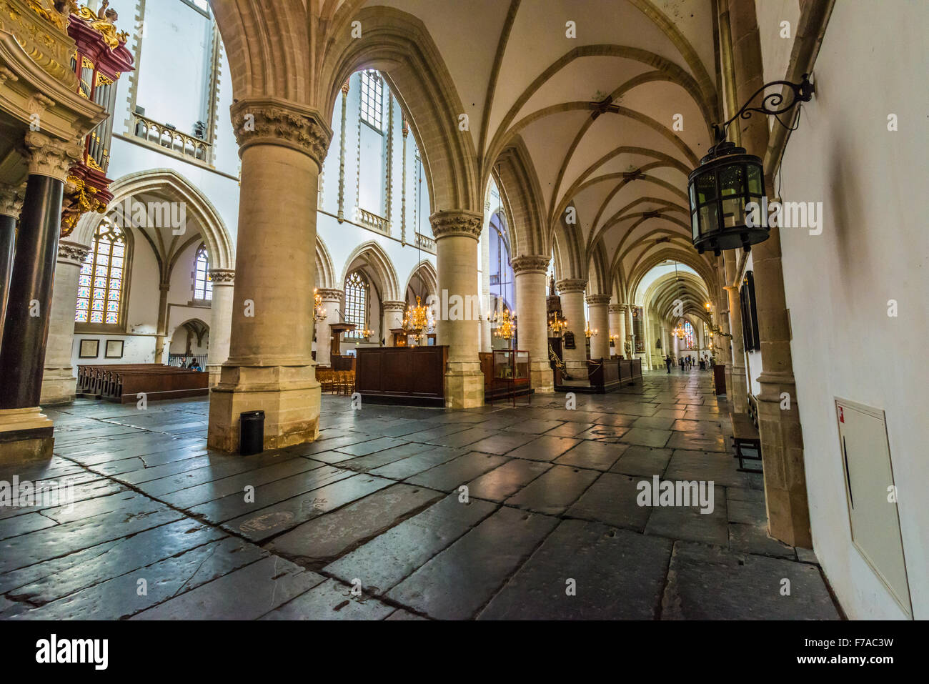 the-sint-bavo-church-in-haarlem-which-is-the-biggest-church-in-the