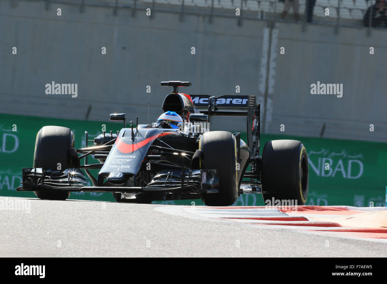 Yas Marina Circuit, Abu Dhabi. 27th Nov, 2015. FIA Formula 1 Grand Prix ...