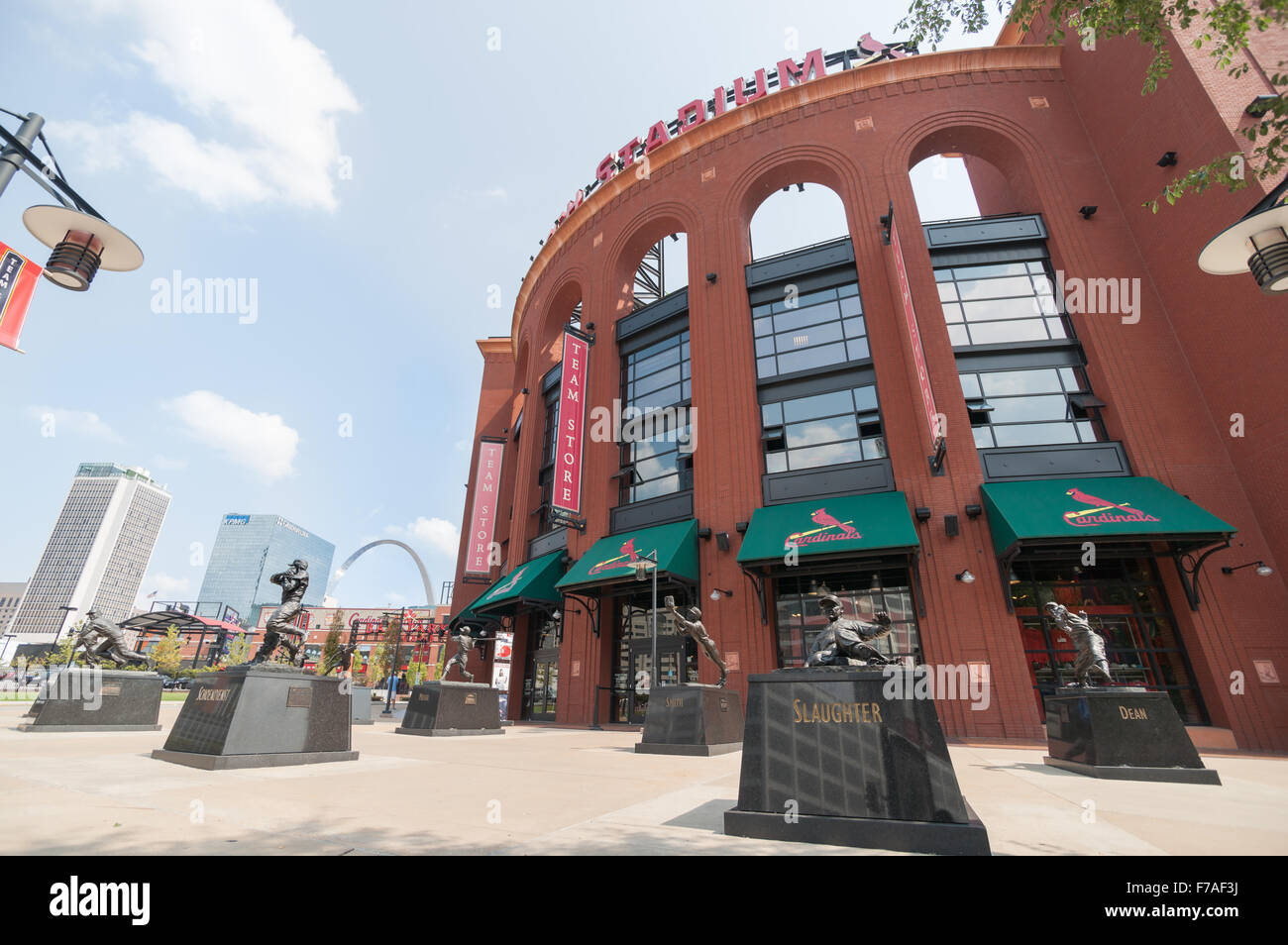 New Busch Stadium at night in downtown St Louis, MO, Saint Louis, Missouri,  USA Stock Photo - Alamy