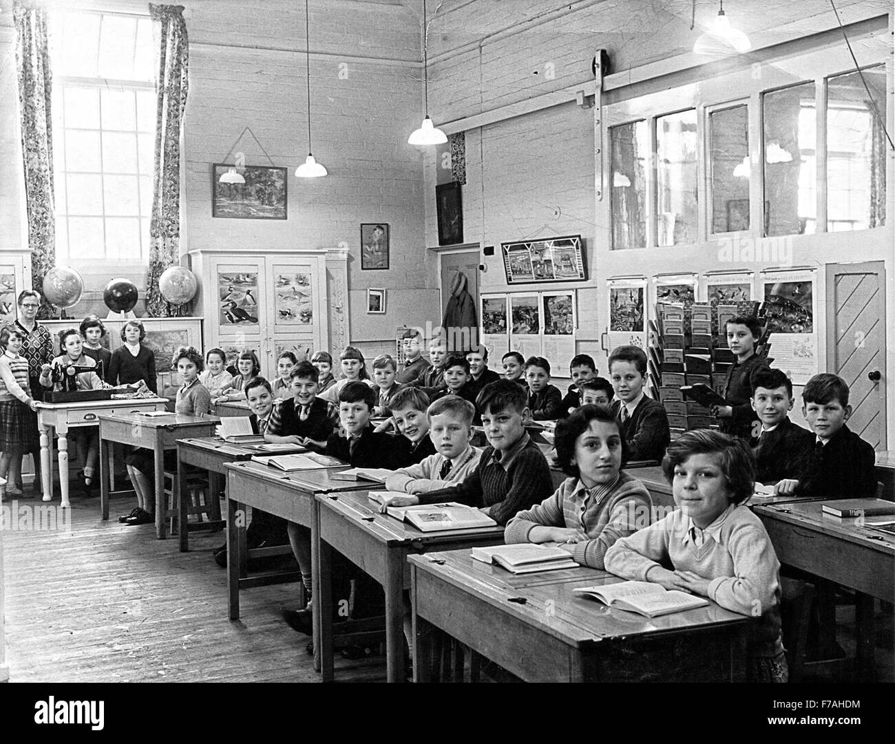 School pupils in classroom 1960 Madeley Wesleyan School Stock Photo