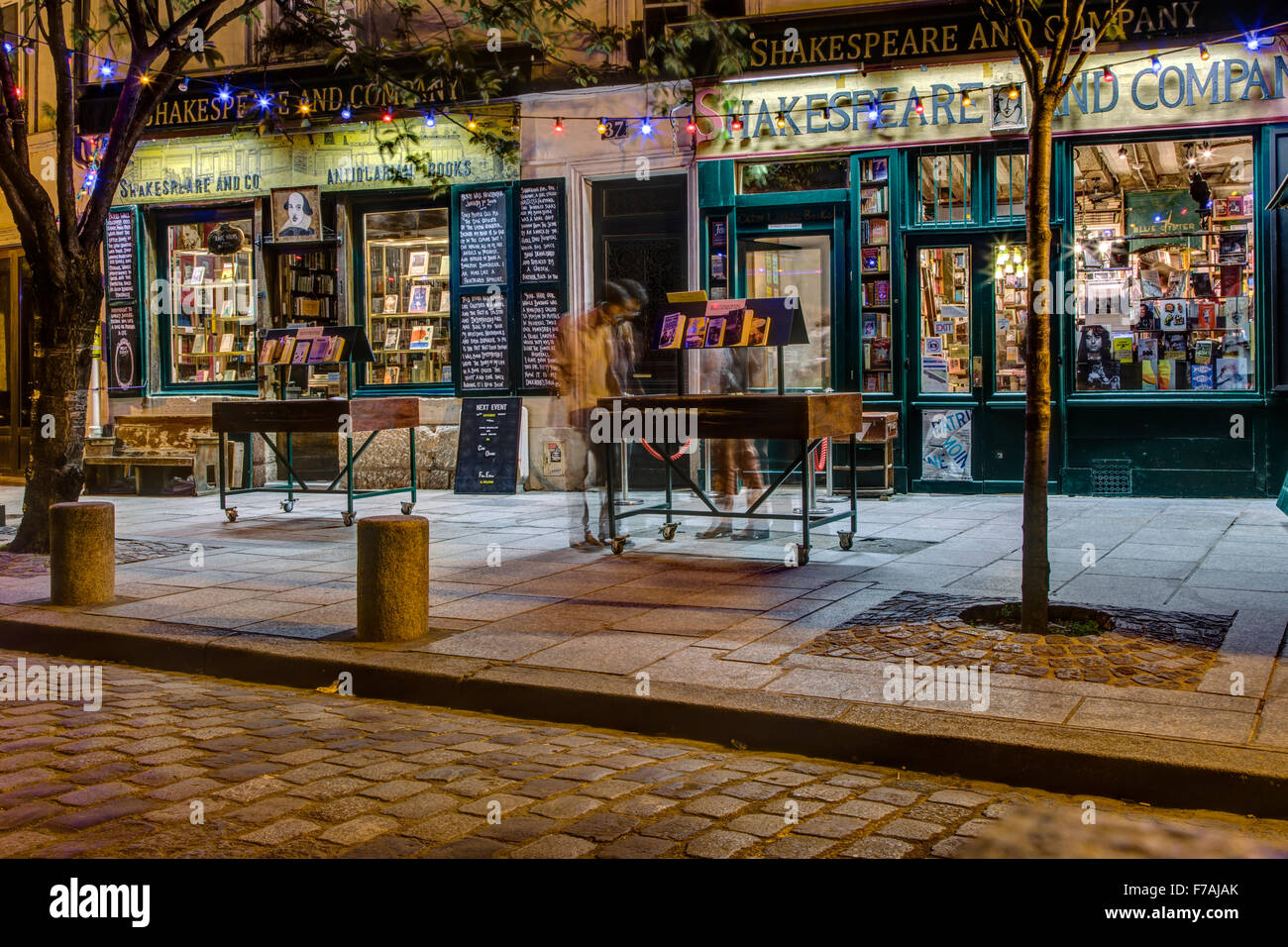 Shakespeare and Co. Latin Quarter, Paris, France Stock Photo