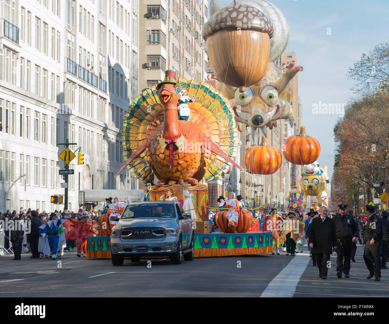 89th annual macys thanksgiving day hi-res stock photography and images ...