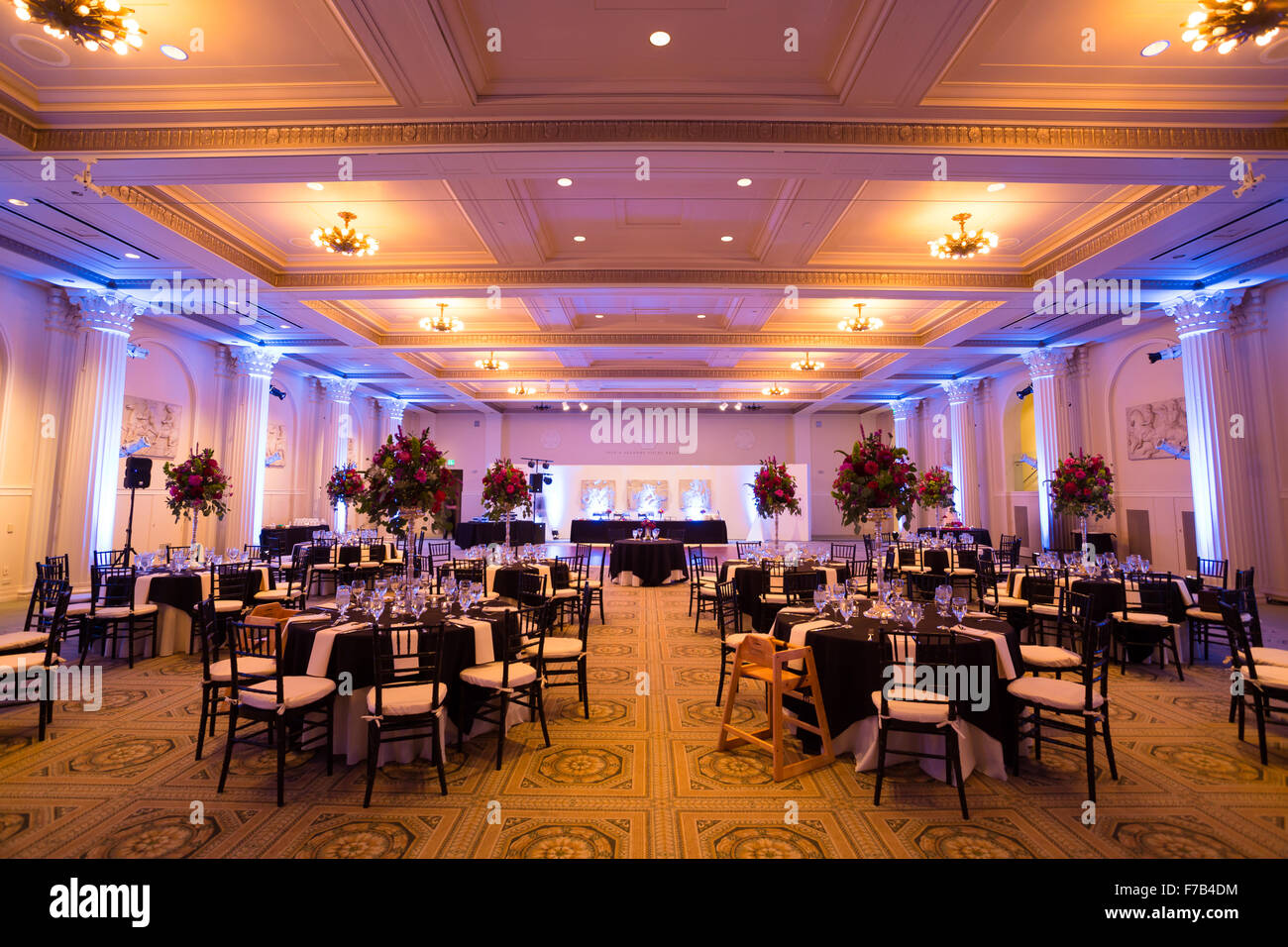 Portland Or August 30 2014 Wedding Reception Hall Setup For