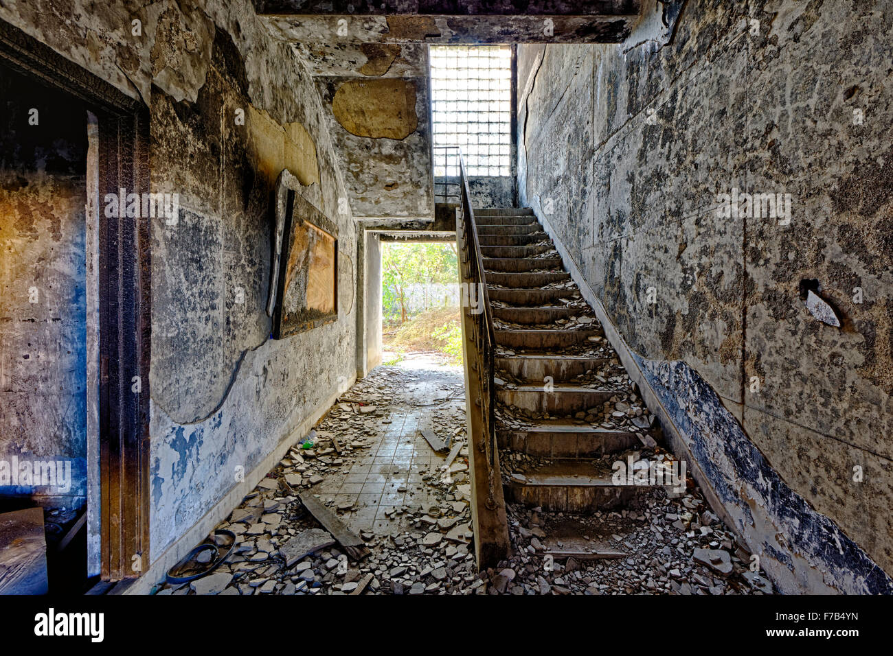 Old abandoned ruin factory damage building inside Stock Photo - Alamy