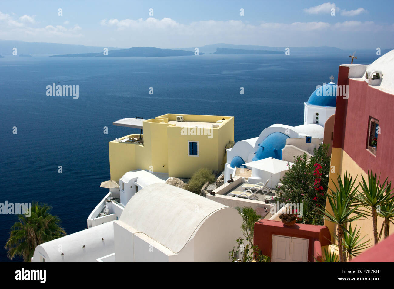 Santorini blue roof hi-res stock photography and images - Alamy