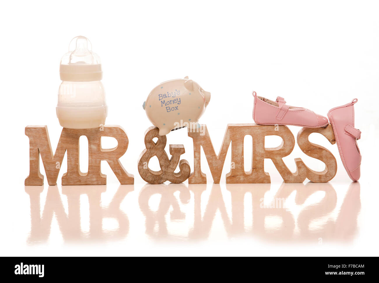 Baby bottle cutout hires stock photography and images Alamy