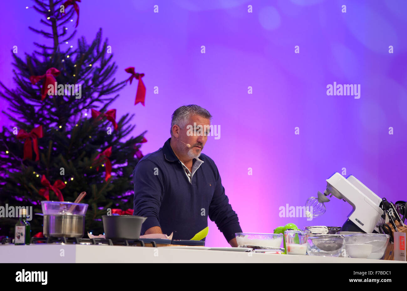 Birmingham, UK. 28th November, 2015. BBC Good Food Show Winter at Birmingham NEC. Paul Hollywood in the Supertheatre showing off his cooking skills Credit:  steven roe/Alamy Live News Stock Photo