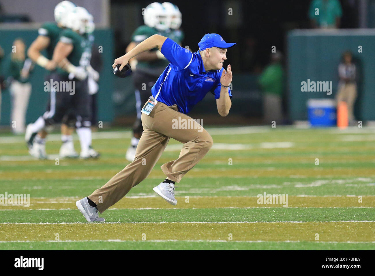 New Orleans, LA, USA. 27th Nov, 2015. Tulsa University staff member
